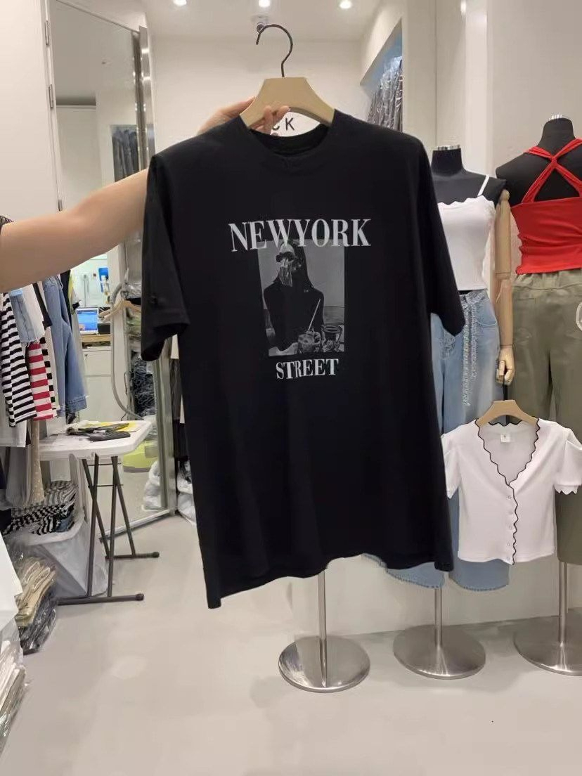 T-shirt graphique New York Str - Street Fashion New York 2026 avis et prix